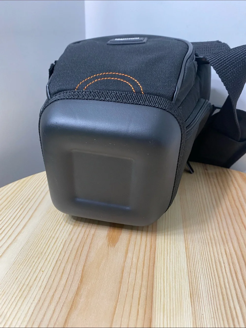 Amazon Basics DSLR Top Load Camera Bag Black with Adjustable Strap Hard Bottom